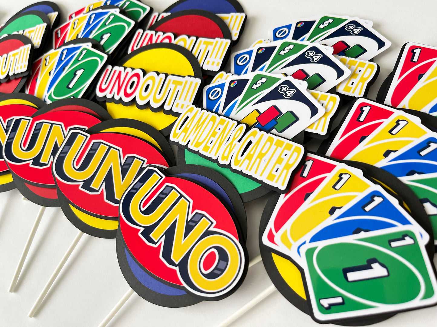 UNO themed Party Decorations