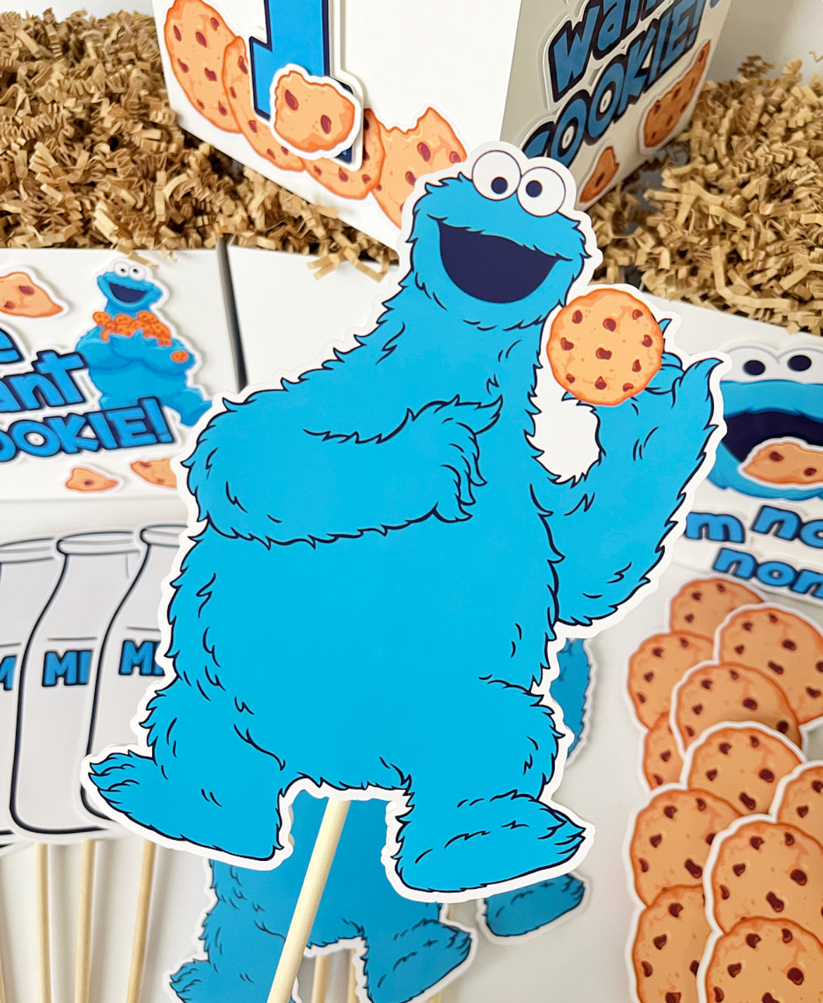 Cookie Monster Centerpieces – Dae2Dae Events