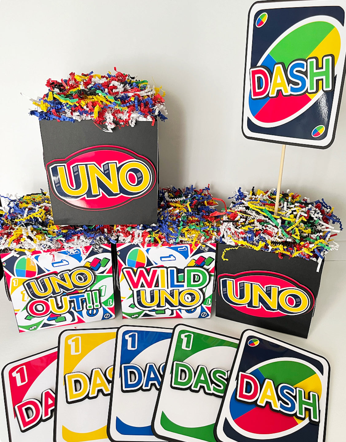 UNO Centerpieces