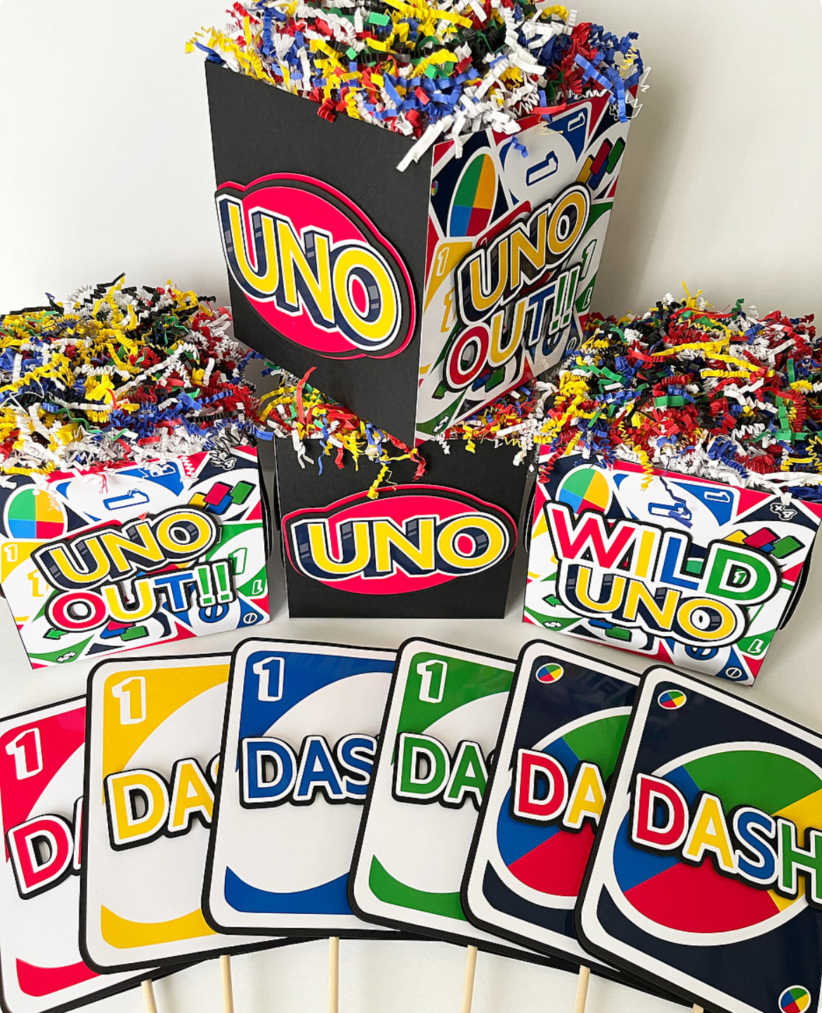 UNO Centerpieces